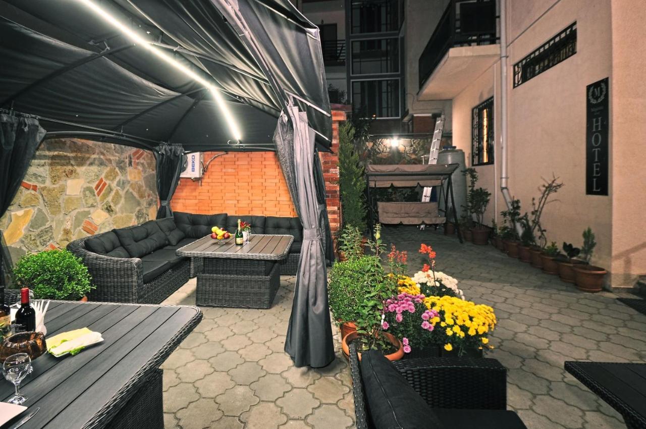 Hotel Majestic Tbilisi Exterior foto